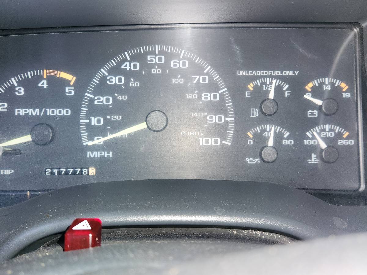 Chevy-c1500-1995-white-1