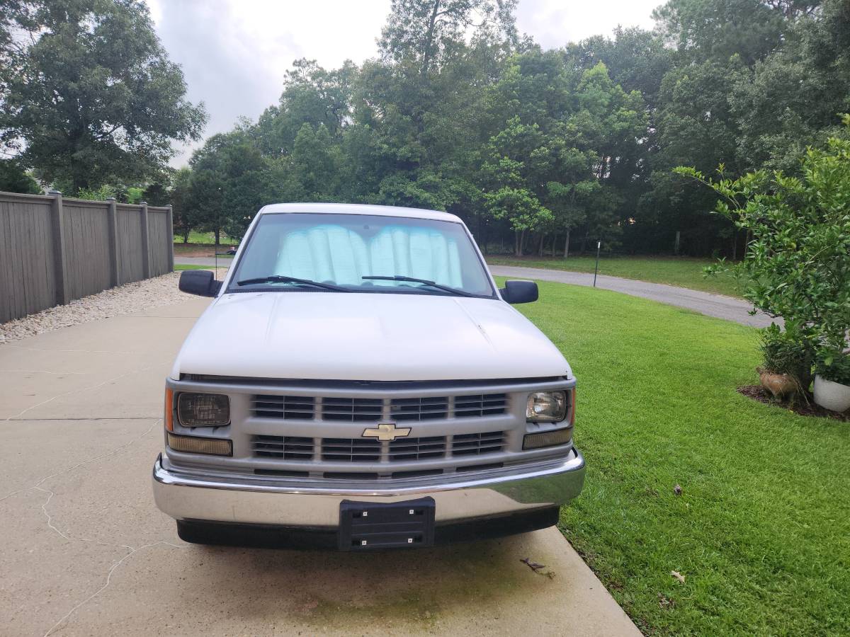 Chevy-c1500-1995-white-5