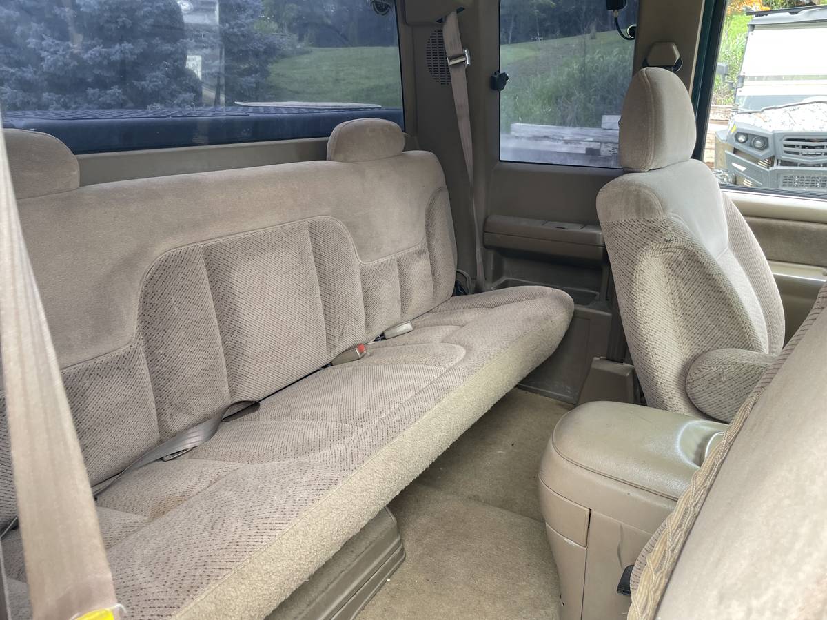Chevy-c1500-diesel-1995-green-4
