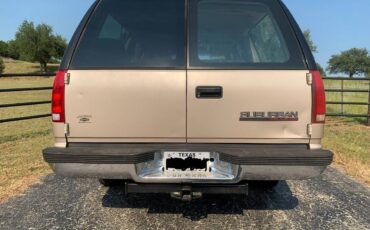 Chevy-c1500-suburban-1992-3