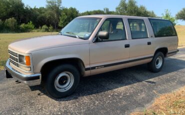 Chevy-c1500-suburban-1992