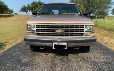Chevy-c1500-suburban-1992-5