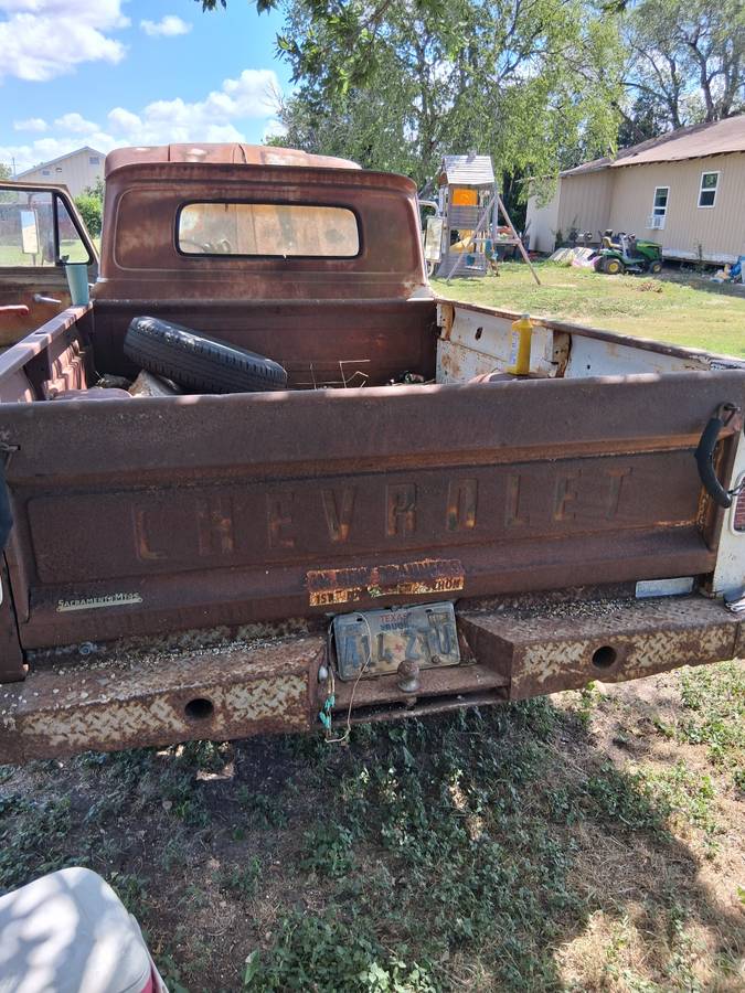 Chevy-c20-1965-8