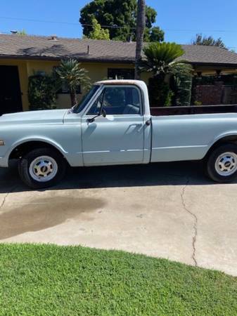 Chevy-c20-1969-grey-3