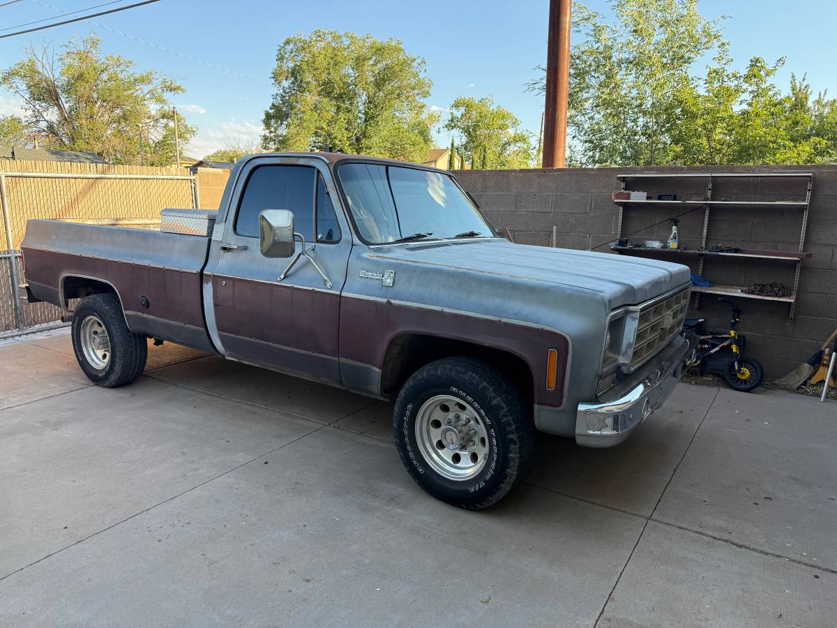Chevy-c20-1978-grey-16