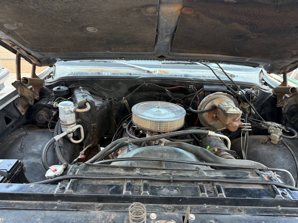 Chevy-c20-1978-grey-21