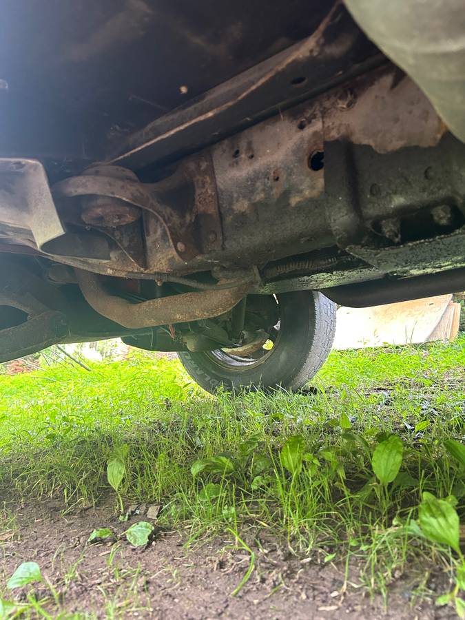 Chevy-c20-diesel-1983-11