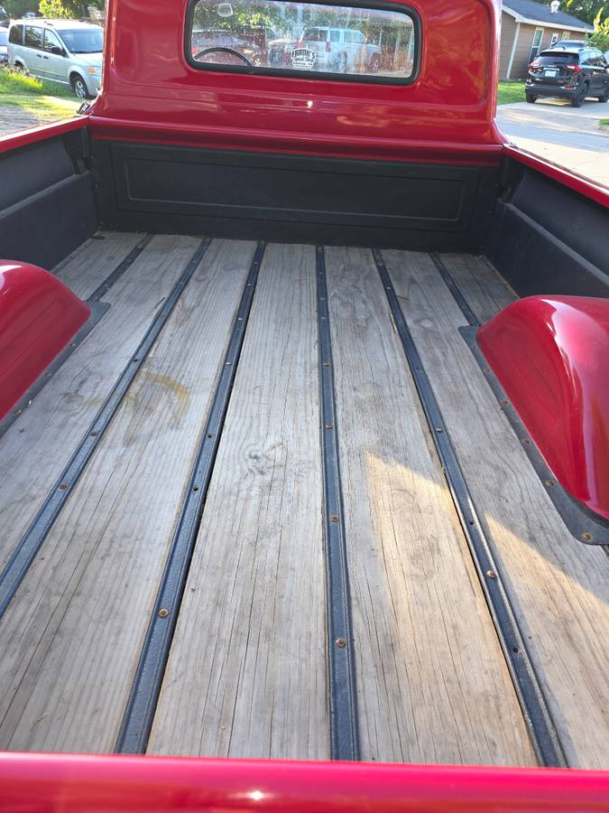 Chevy-c20-pickup-1965-red-2