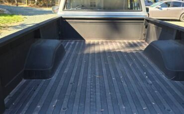 Chevy-c20-silverado-1985-12