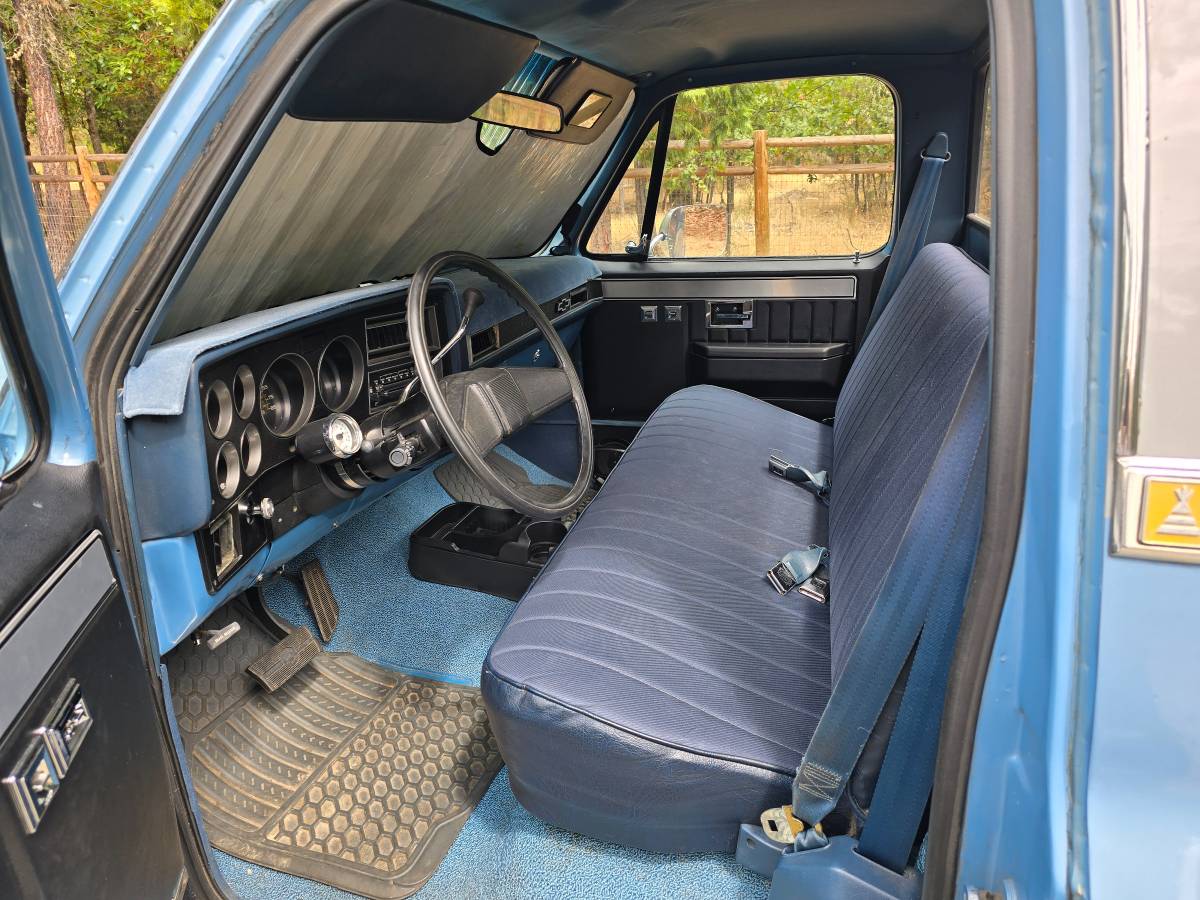 Chevy-c20-silverado-1985-7