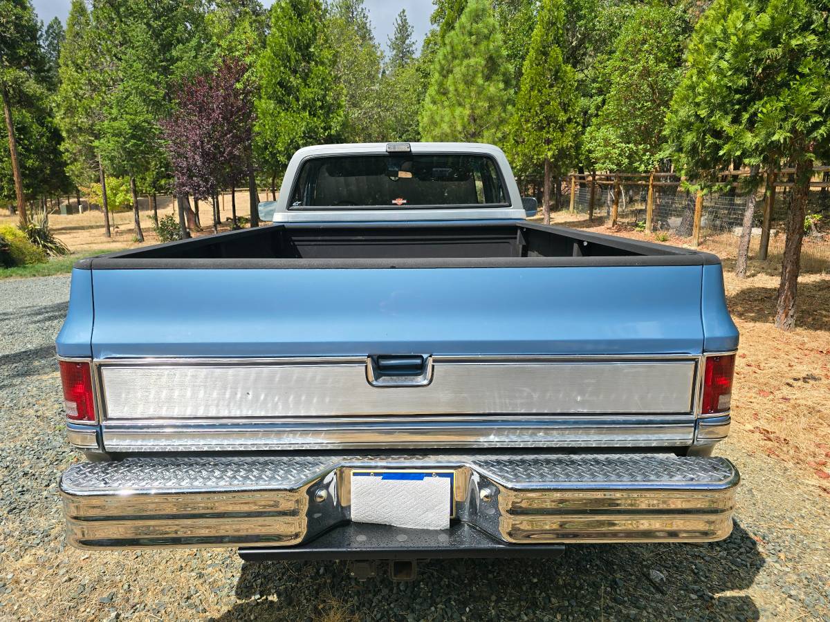 Chevy-c20-silverado-1985-8
