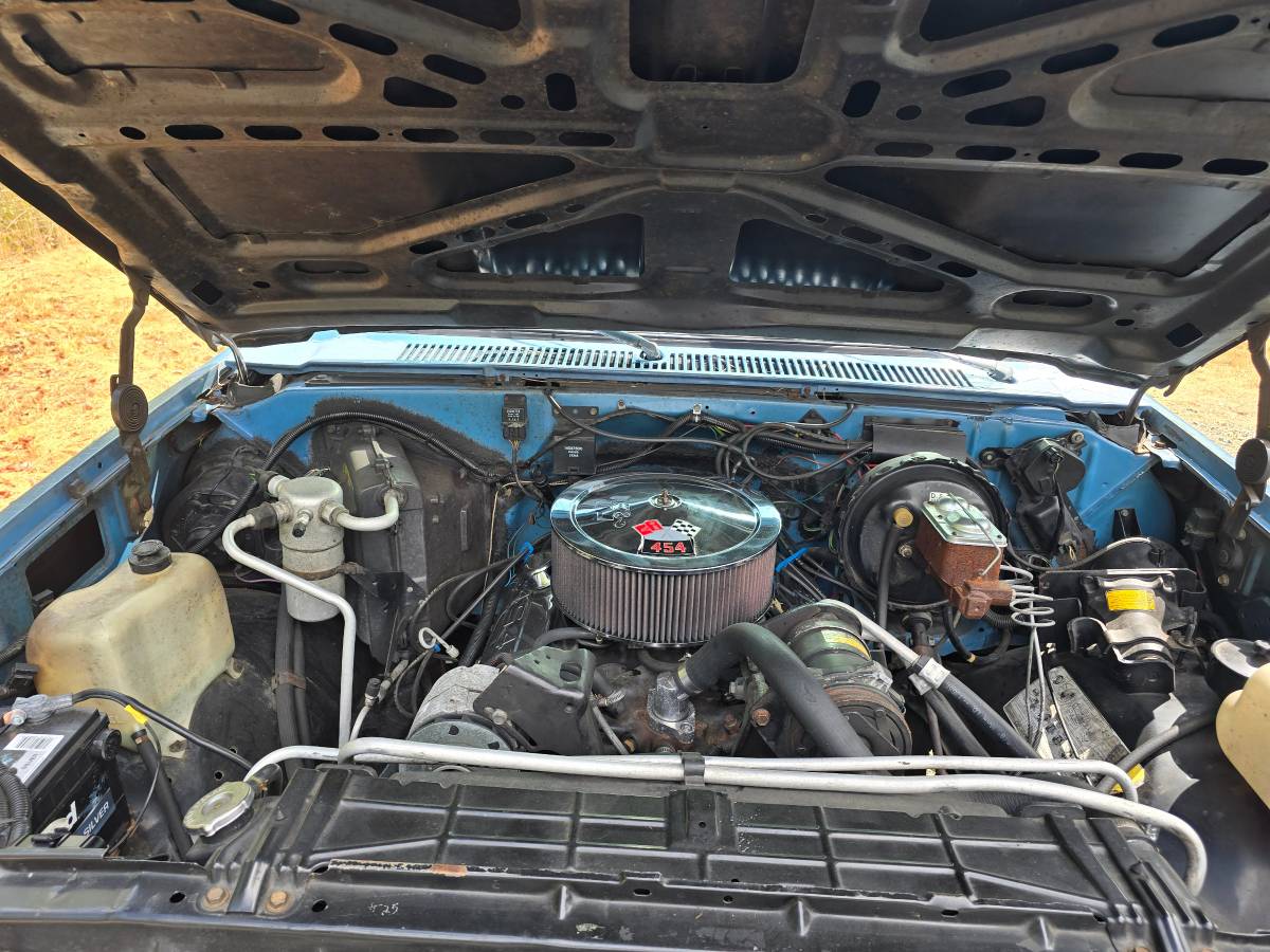 Chevy-c20-silverado-1985-9