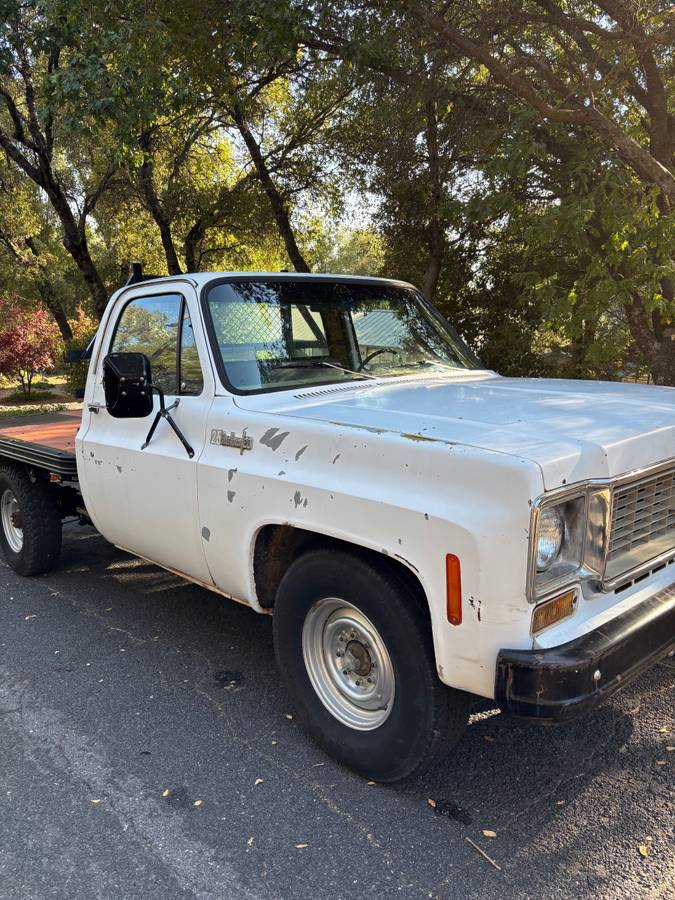 Chevy-c20-stake-side-1974-10