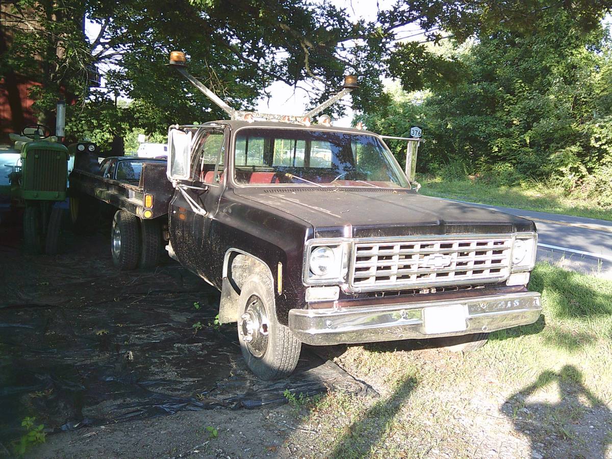 Chevy-c30-1975-red-2