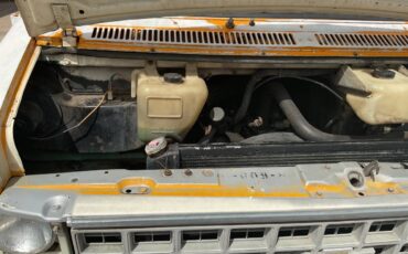 Chevy-c30-1980-yellow-1