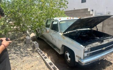 Chevy-c30-1984-white