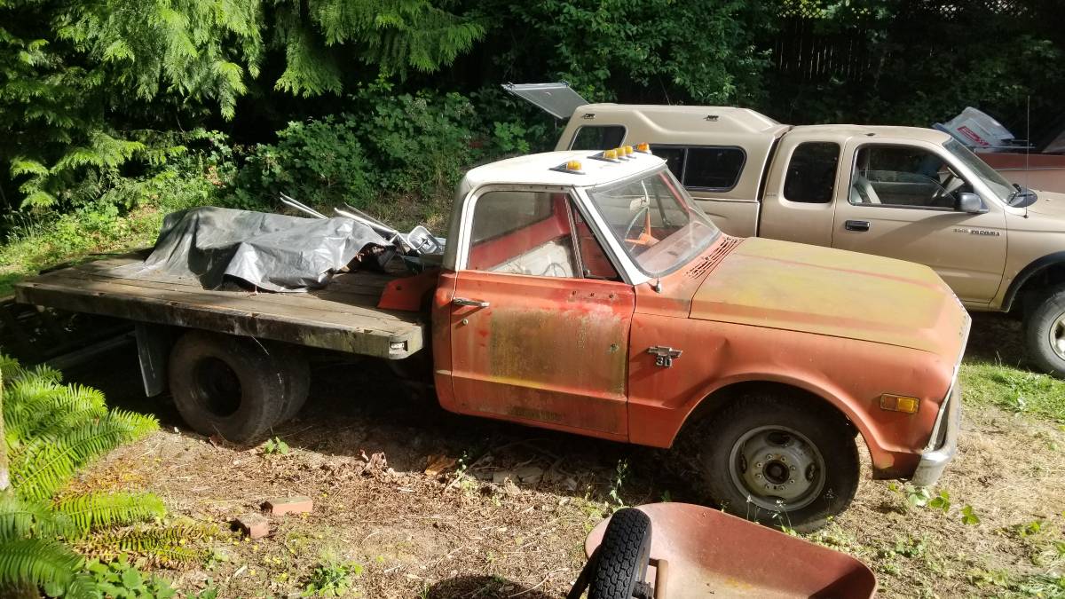 Chevy-c30-dump-truck-1968