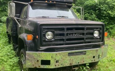 Chevy-c5500-1982-black-4