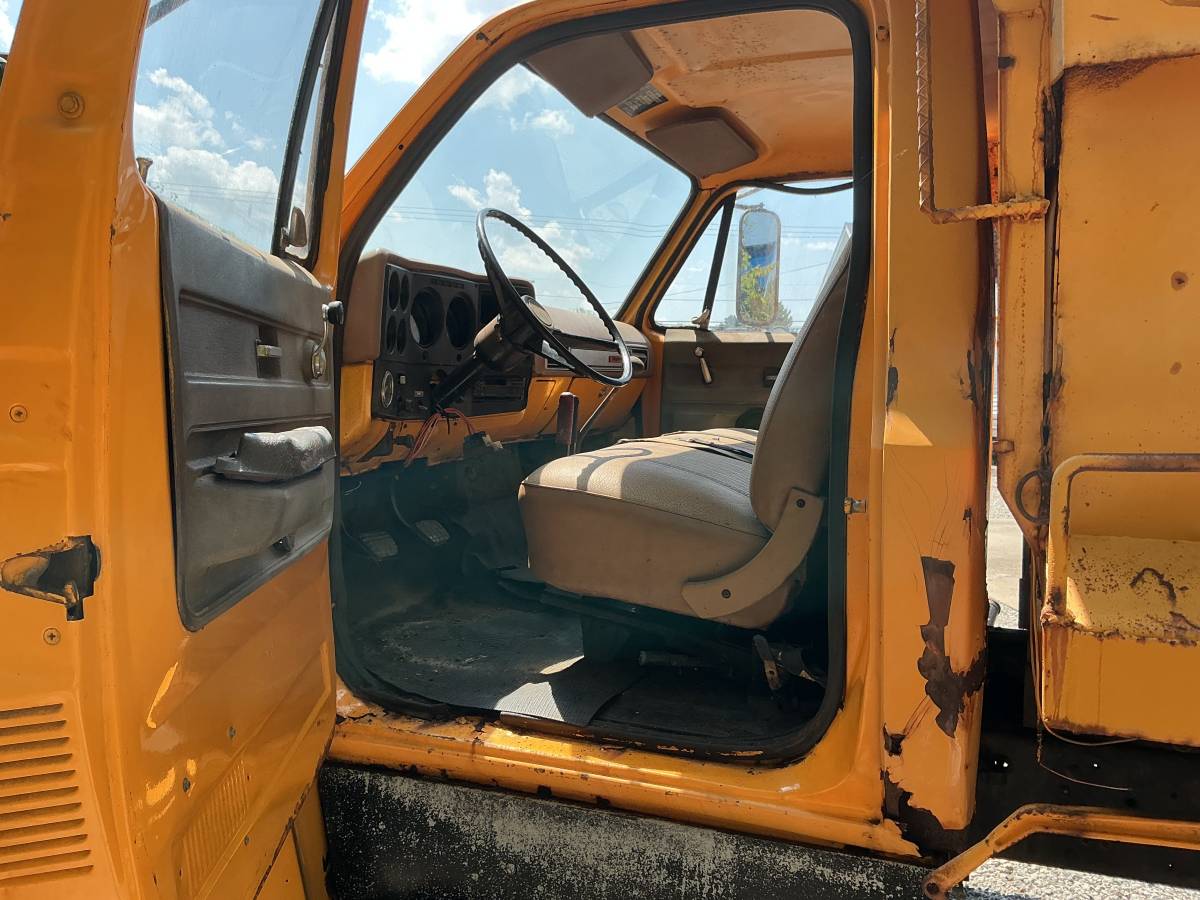 Chevy-c60-dump-1975-yellow-16