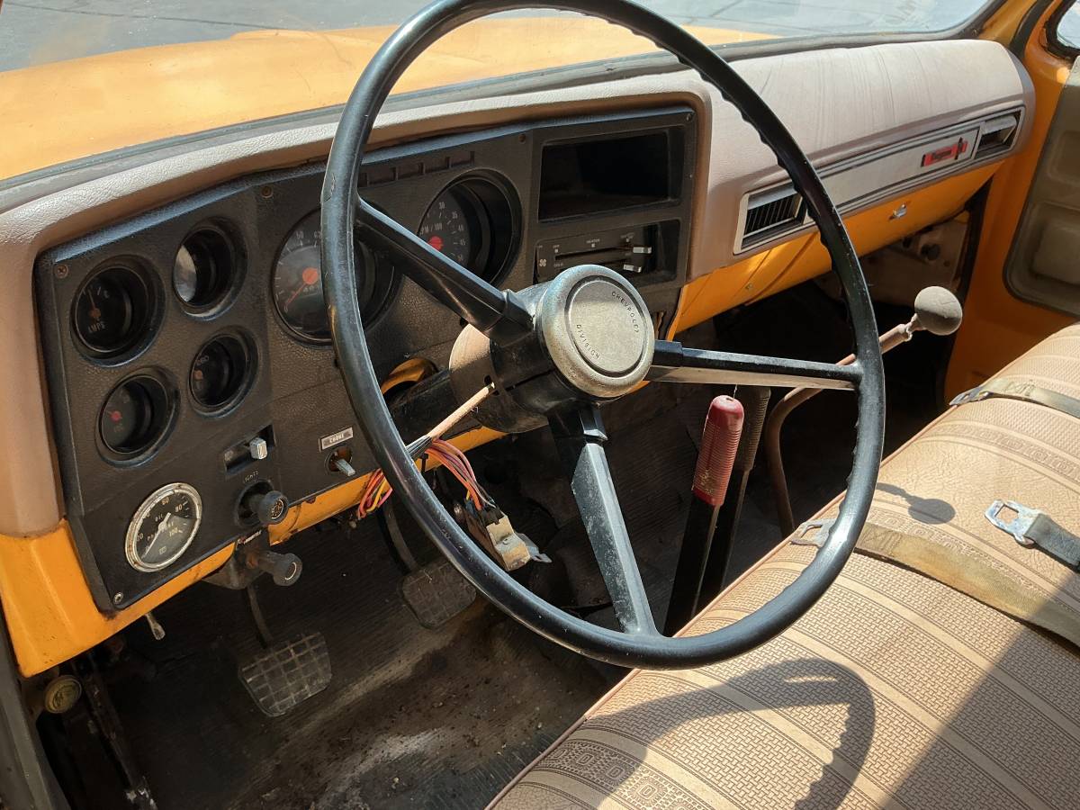 Chevy-c60-dump-1975-yellow