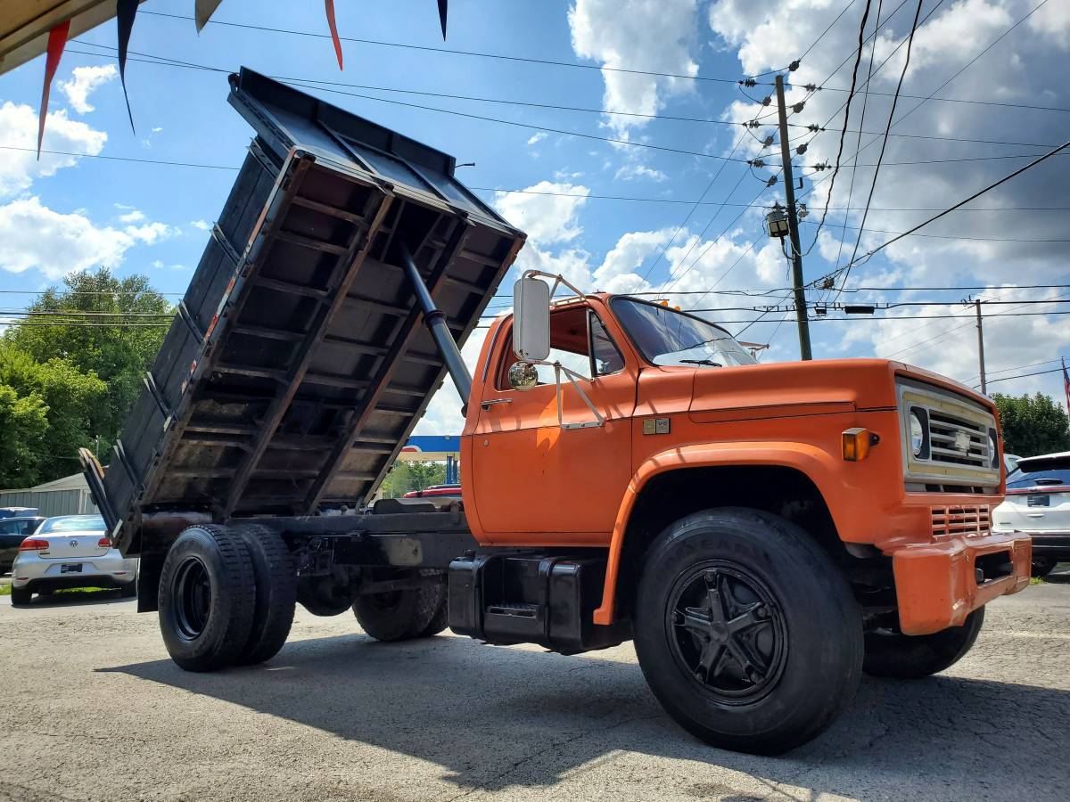 Chevy-c60-dump-truck-1981-1