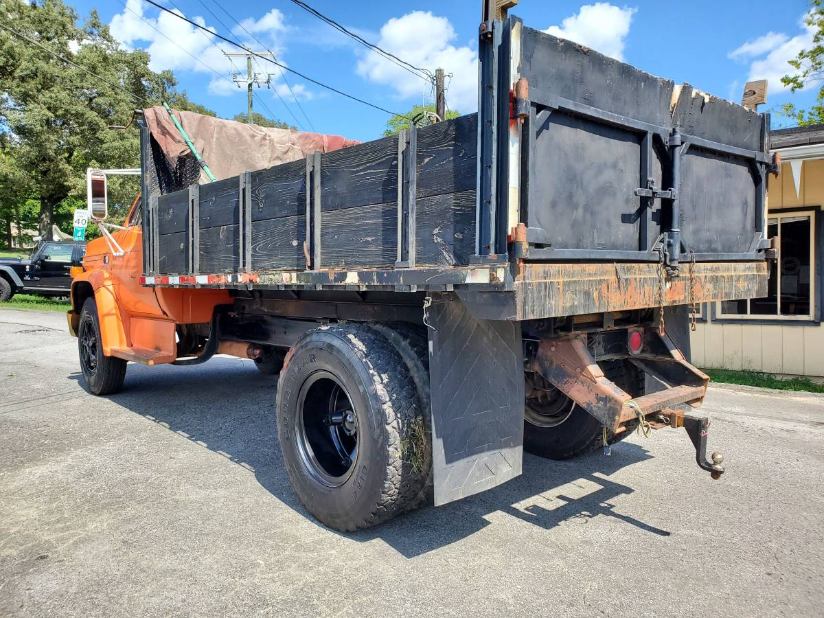Chevy-c60-dump-truck-1981-10