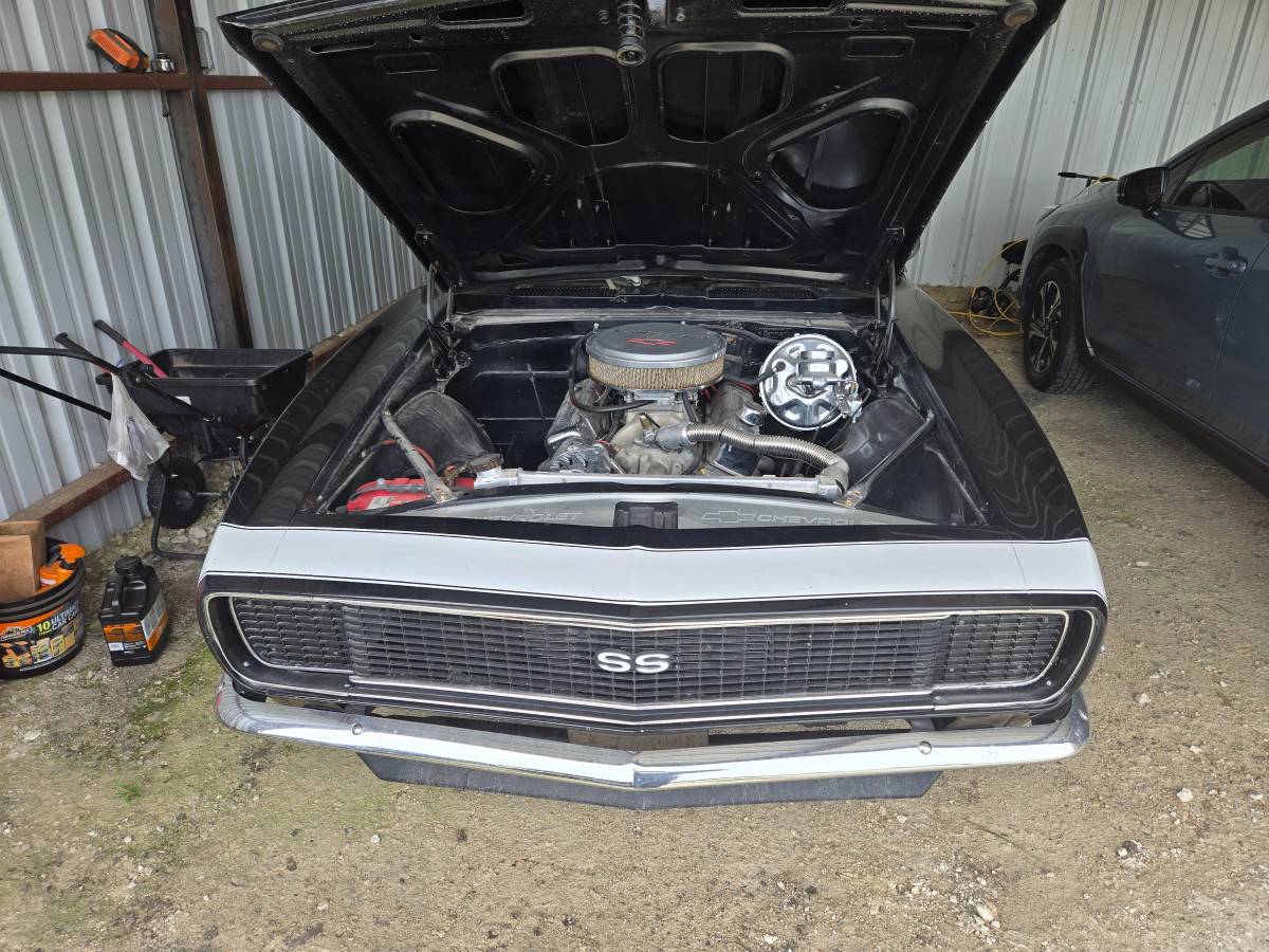 Chevy-camaro-1967-black-7