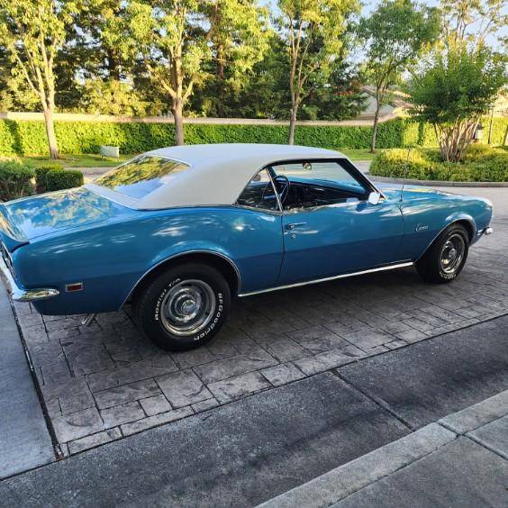 Chevy-camaro-1968-17