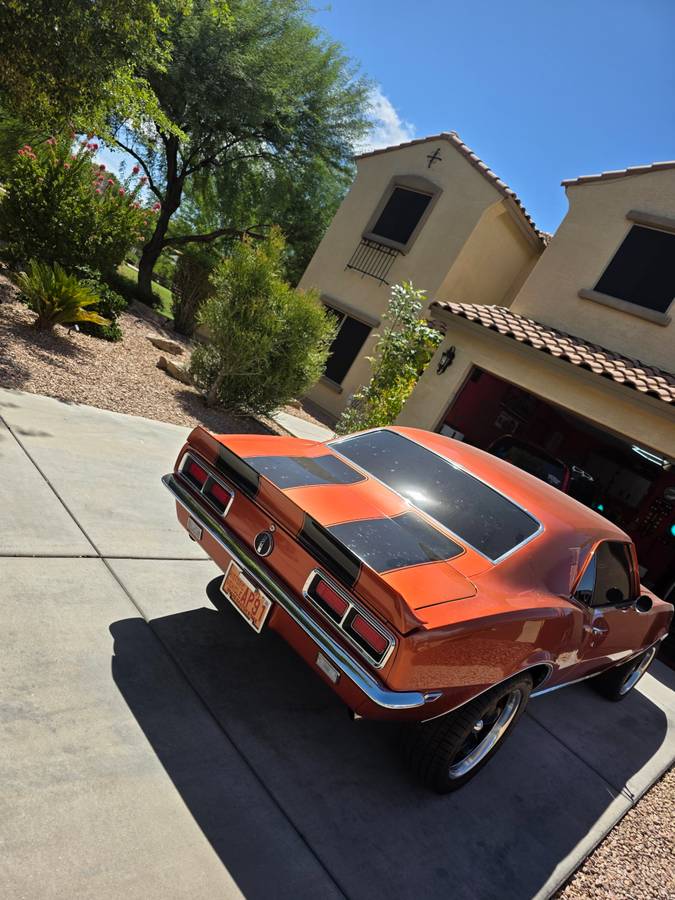 Chevy-camaro-1968-custom-6
