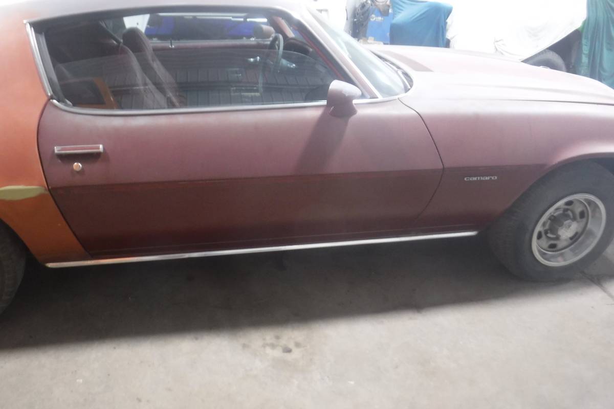 Chevy-camaro-1976-6
