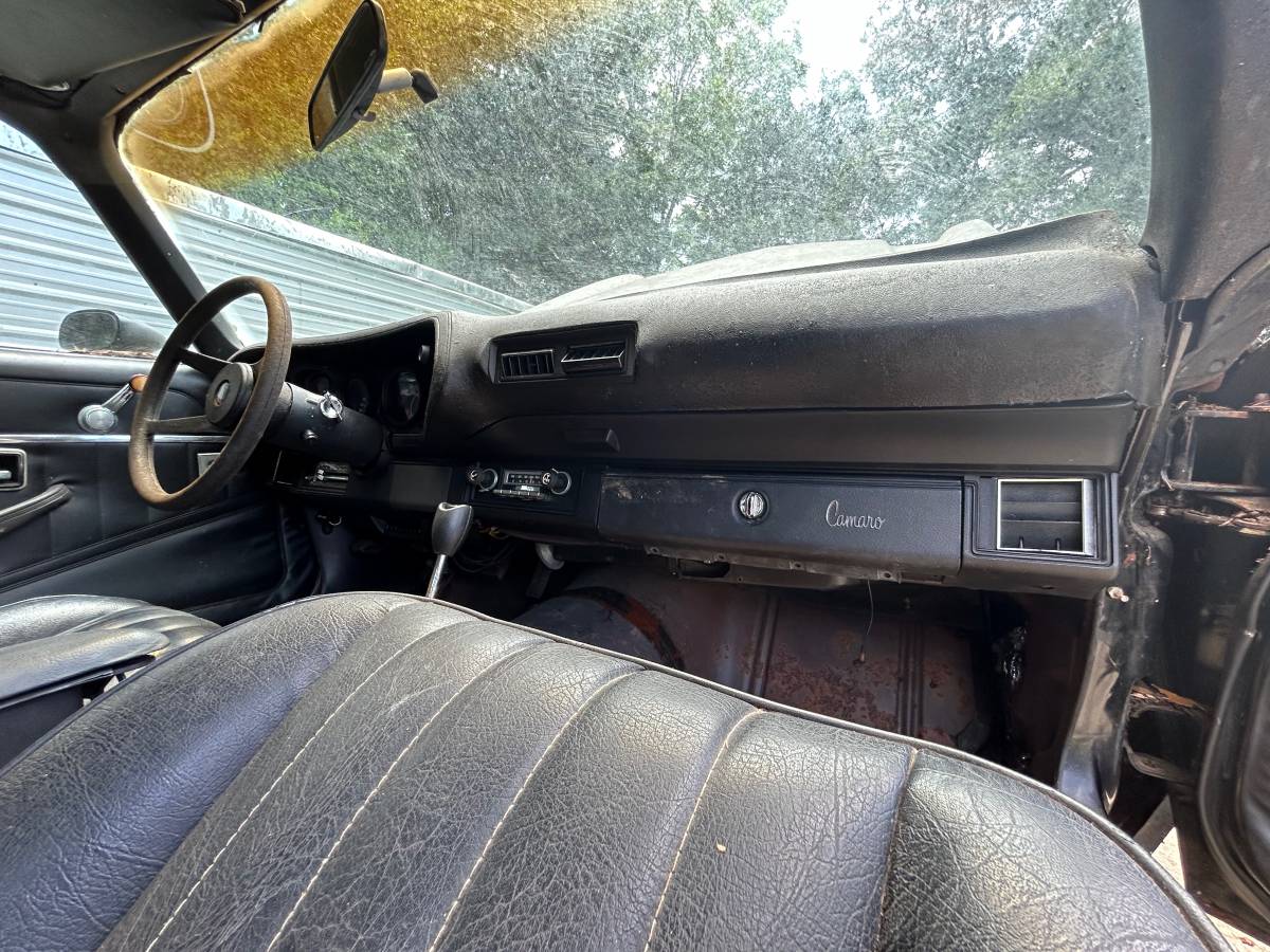 Chevy-camaro-1978-11