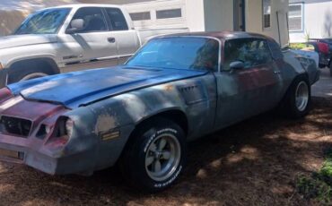 Chevy-camaro-1978-red