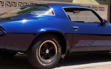Chevy-camaro-1980-blue-10