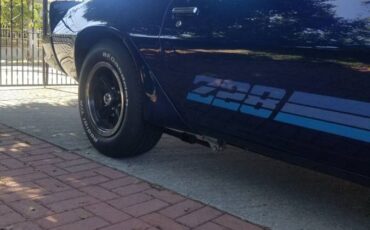 Chevy-camaro-1980-blue-7