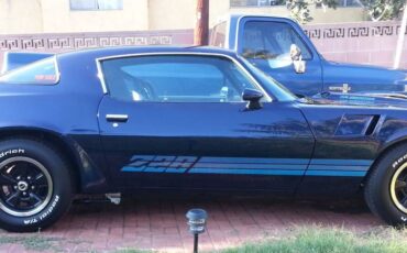 Chevy-camaro-1980-blue-9