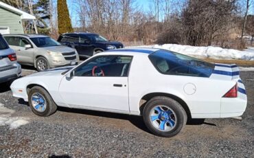 Chevy-camaro-1983-white-3