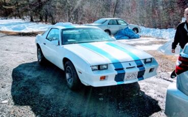 Chevy-camaro-1983-white