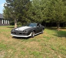 Chevy-camaro-1984-black-1