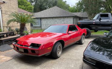 Chevy-camaro-1984-red-22