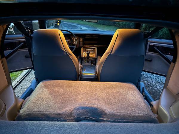 Chevy-camaro-1987-11