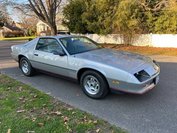Chevy-camaro-1987-3