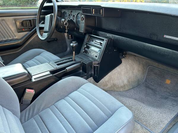 Chevy-camaro-1987-7