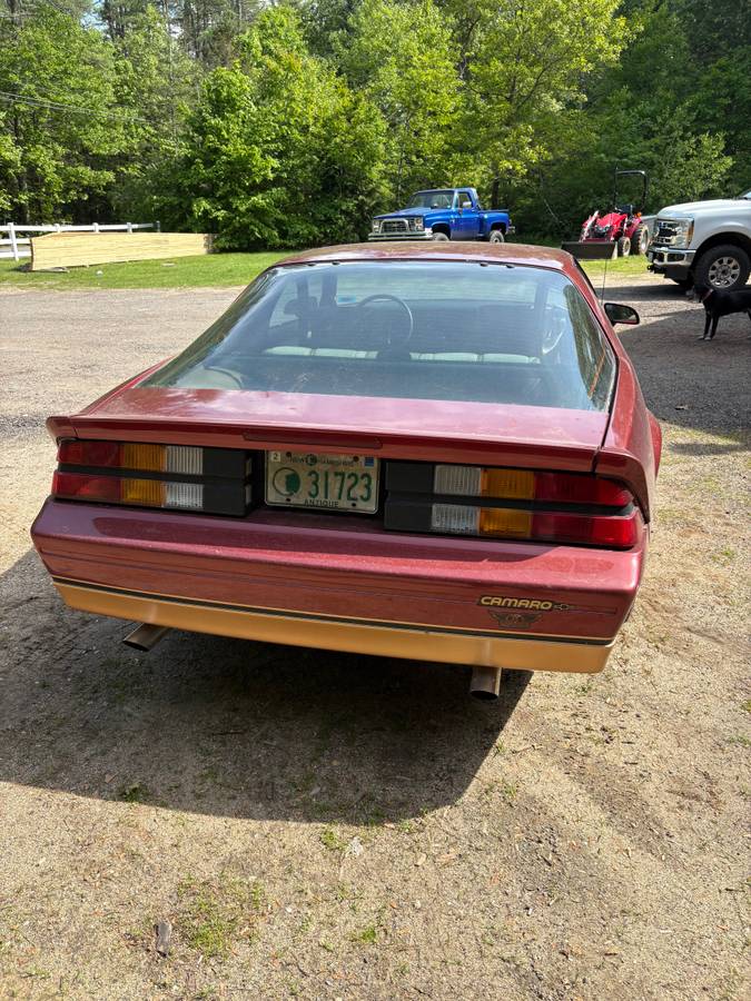 Chevy-camaro-1988-3