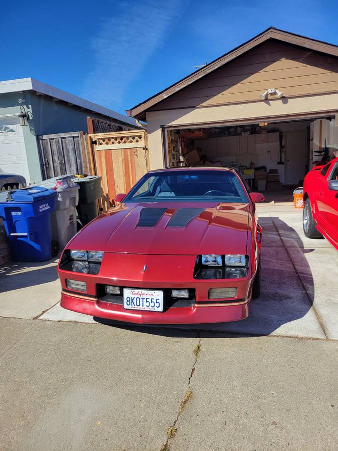Chevy-camaro-1988-red-1