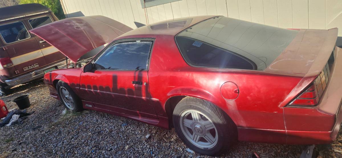 Chevy-camaro-1990-red-1