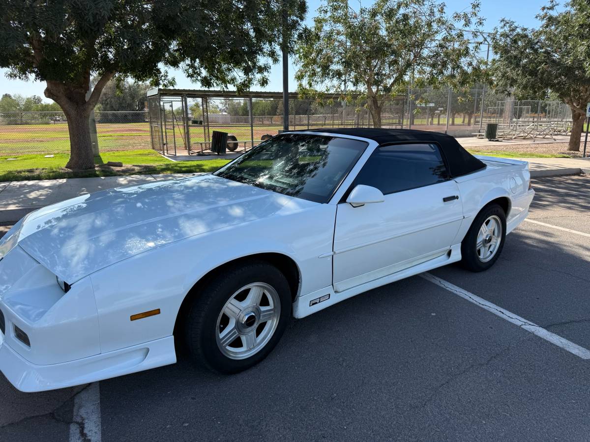 Chevy-camaro-1992-white-11