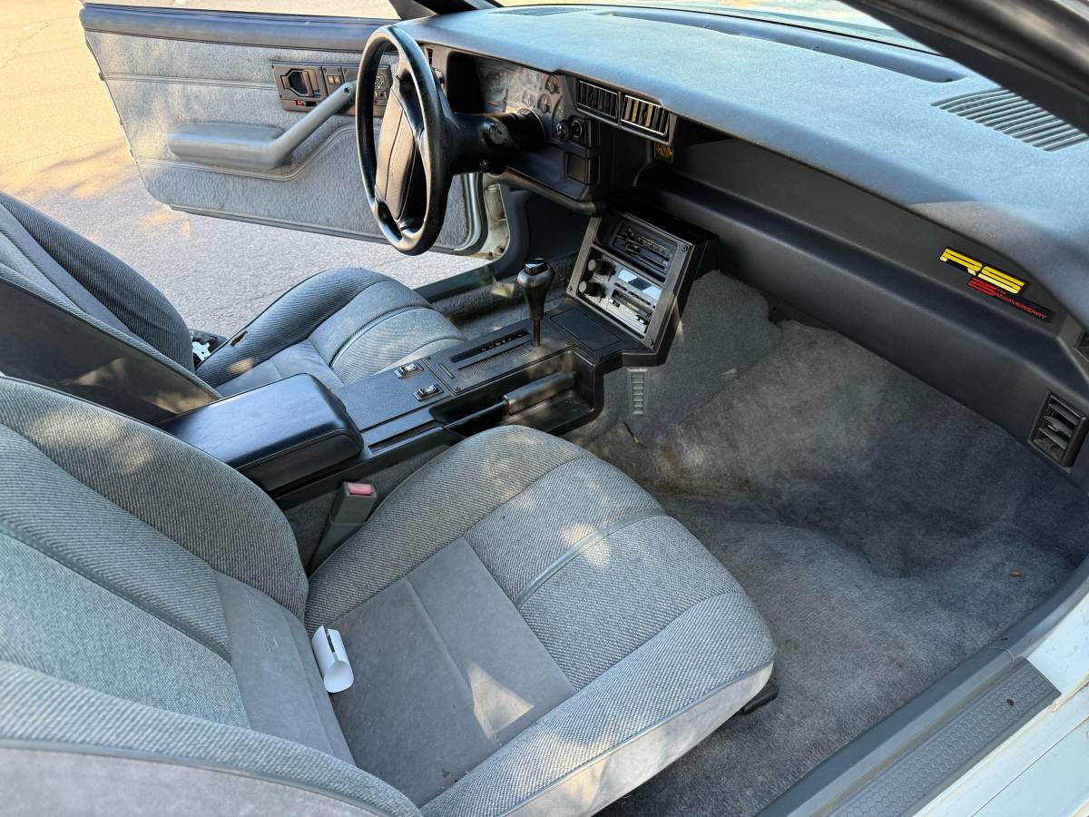Chevy-camaro-1992-white-6
