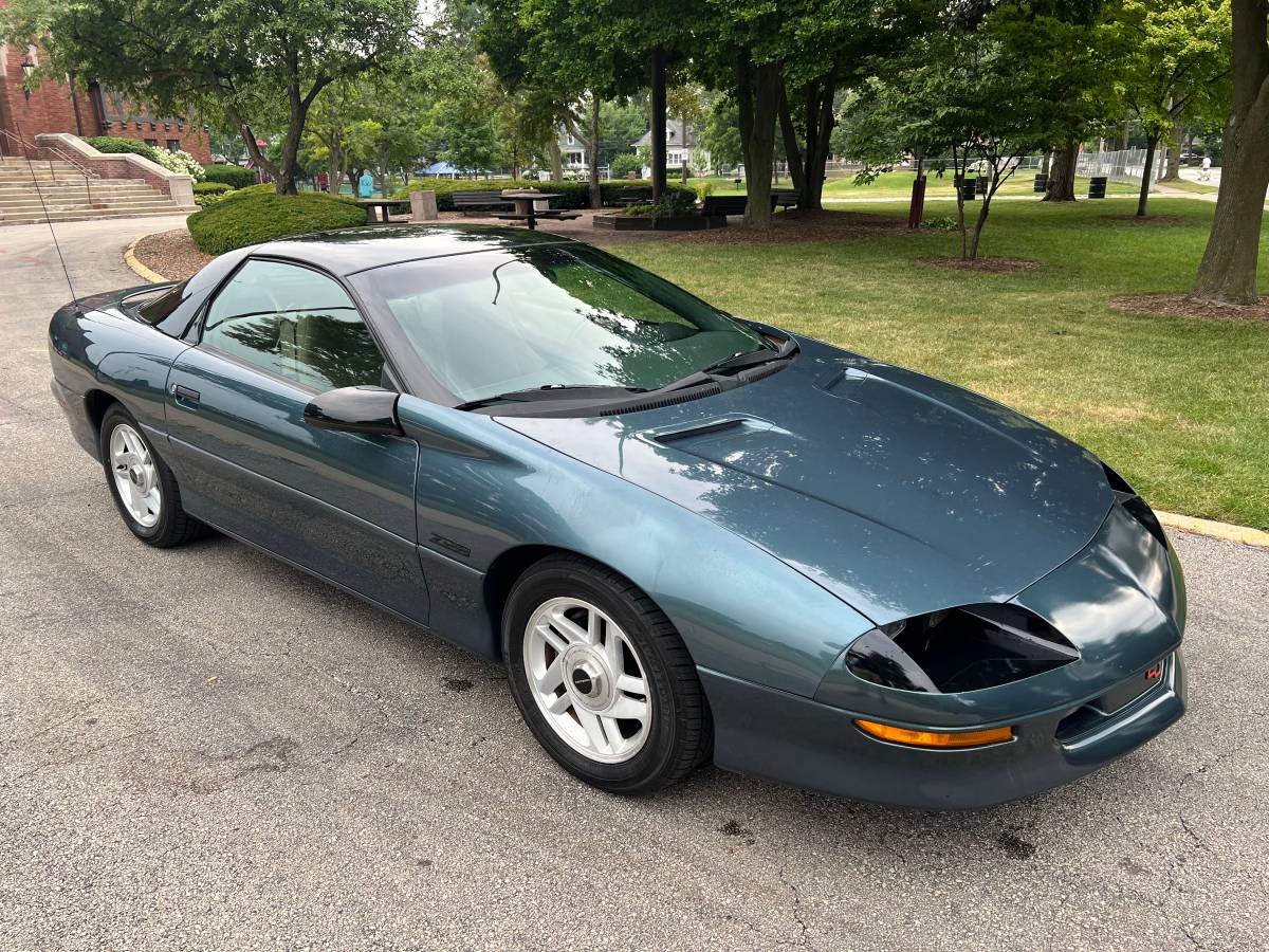 Chevy-camaro-1993-10