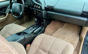 Chevy-camaro-1993-11