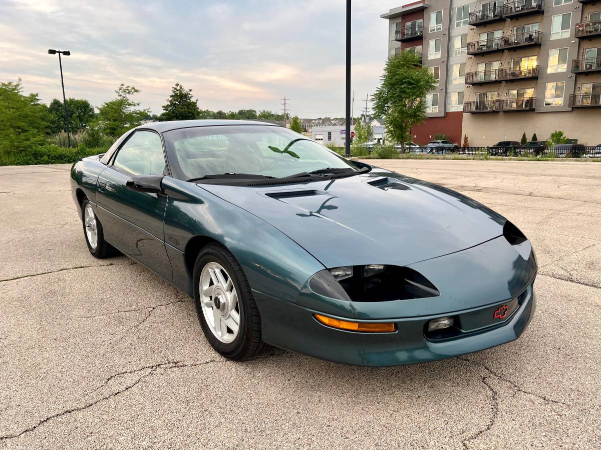 Chevy-camaro-1993-3